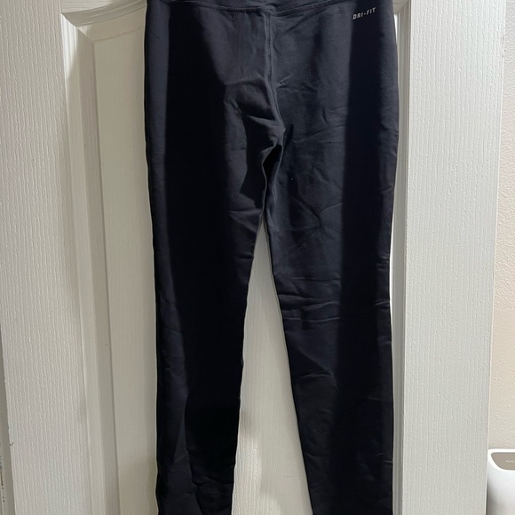 Nike leggings - Picture 2 of 3